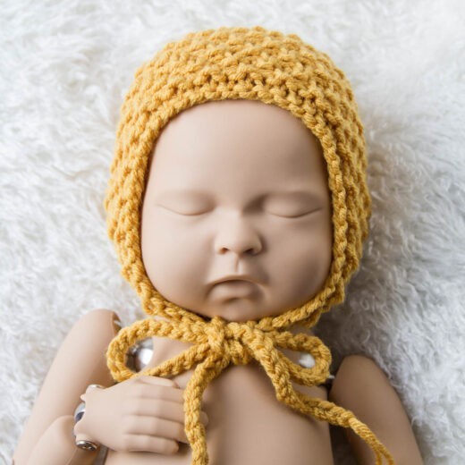 Miodowa klasyczna czapeczka bonetka dla noworodka, podwójny ryż